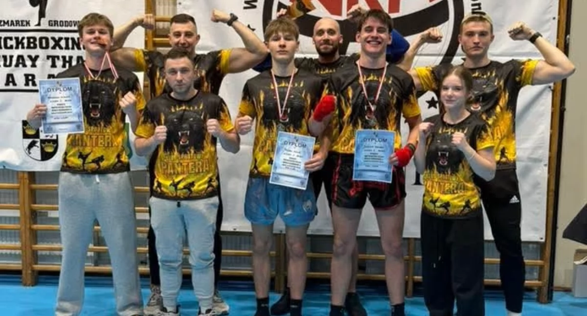 Sztuki walki, Wielki sukces kickbokserów Pantera medali Mistrzostwach Polski Świdnicy - zdjęcie, fotografia