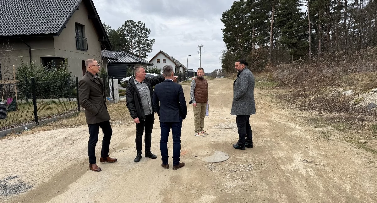 Po podpisaniu umowy na budowę ulicy Akacjowej, czas na remont.