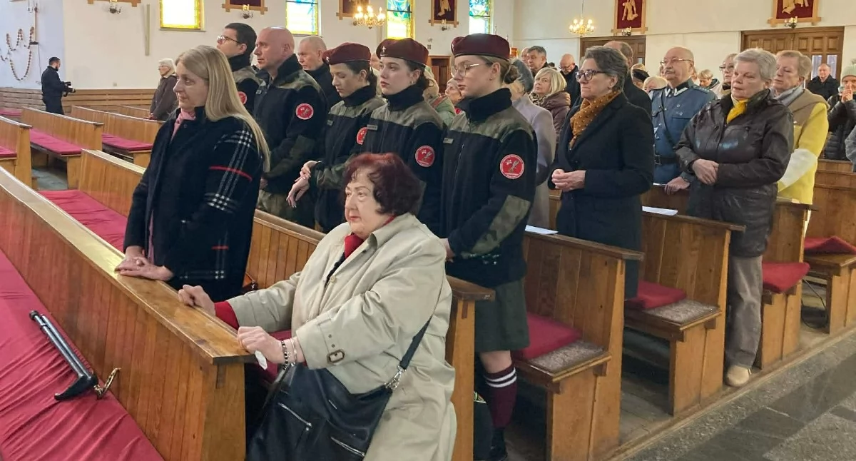 Historia, Sybiracy spotkali Brzegu Dolnym Pamięć deportacjach wciąż żywa - zdjęcie, fotografia