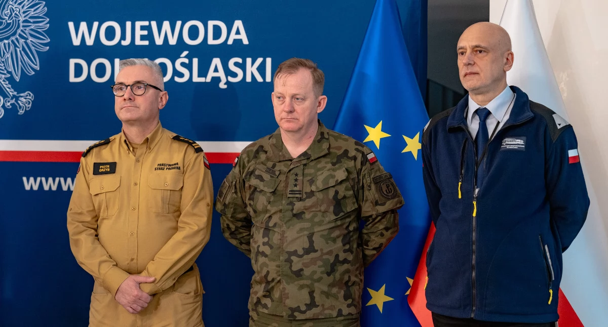 Pomoc, Ćwiczenia także blisko naszego powiatu drogach więcej służb wojska - zdjęcie, fotografia
