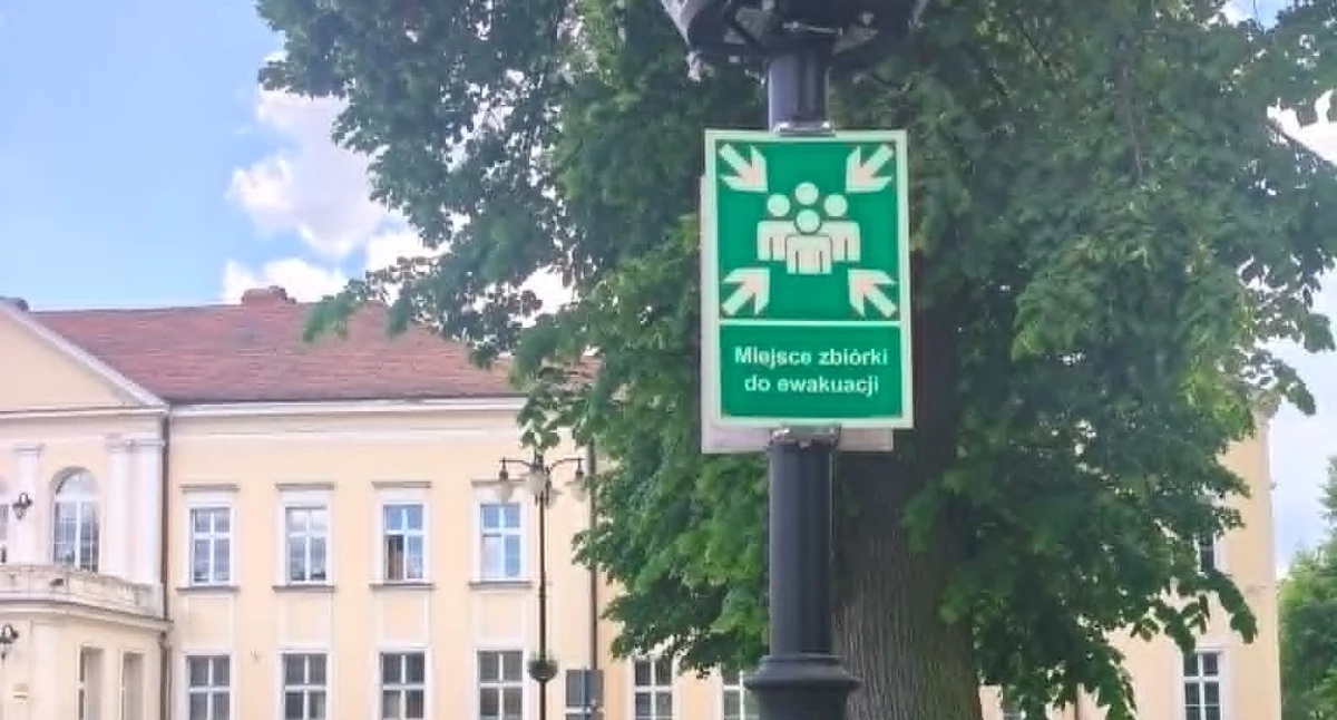 Interwencje, Nocny smród Brzegiem Dolnym Mieszkańcy narzekają Rokita wskazuje problem może tkwić jeszcze gdzieś indziej - zdjęcie, fotografia