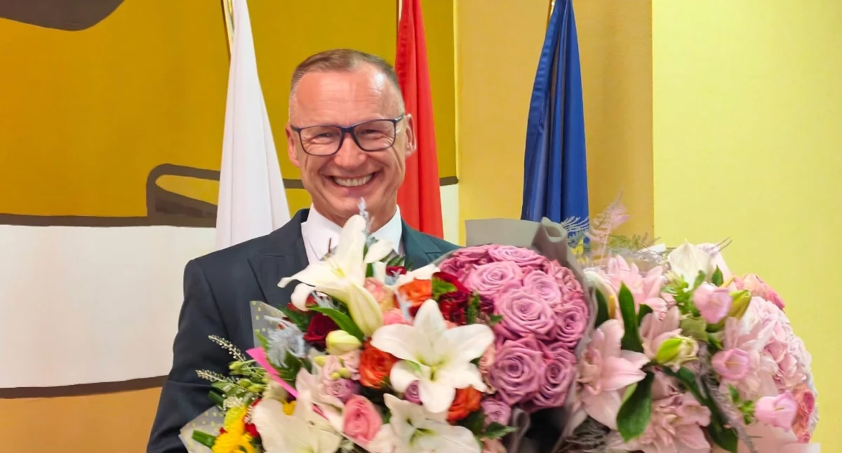 Inwestycje, strzela Burmistrz buduje opozycja Brzeg Dolny - zdjęcie, fotografia