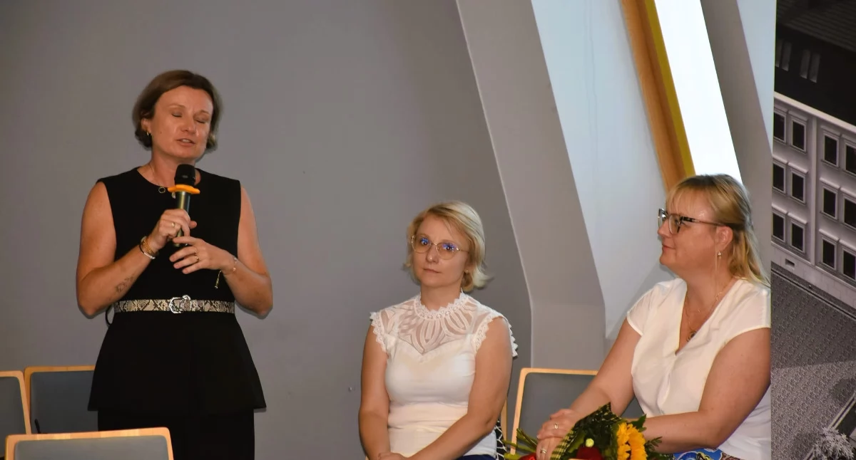 Fot. Gmina Ścinawa. Na zdjęciu nowa skarbnik z Brzegu Dolnego.