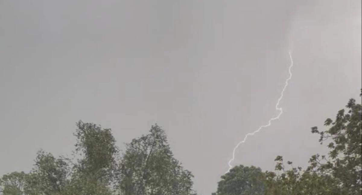 Pogoda, ostrzega Burze drugiego stopnia powiecie wołowskim - zdjęcie, fotografia