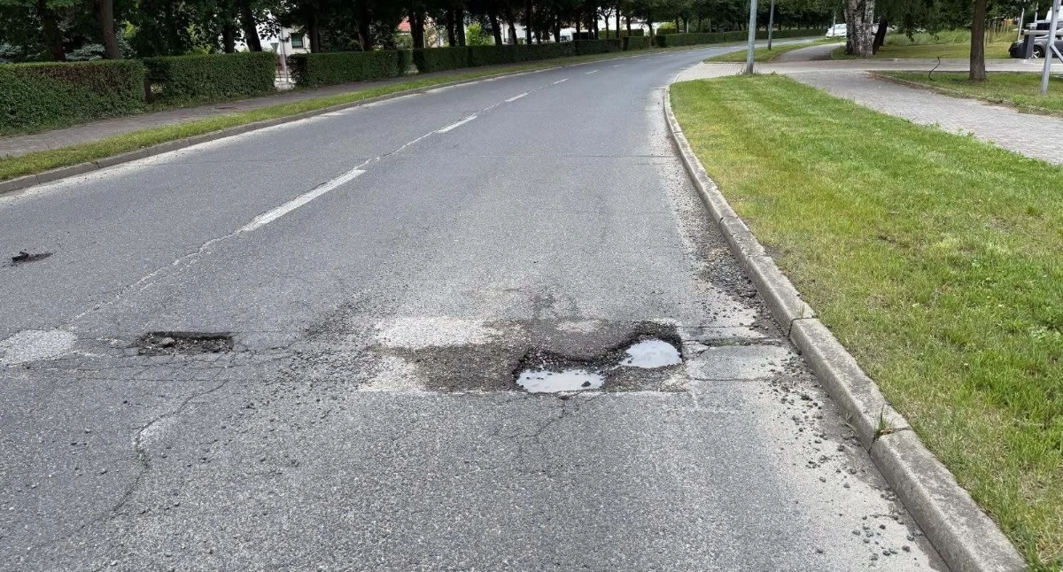 Ulica Ossolińskiego. 