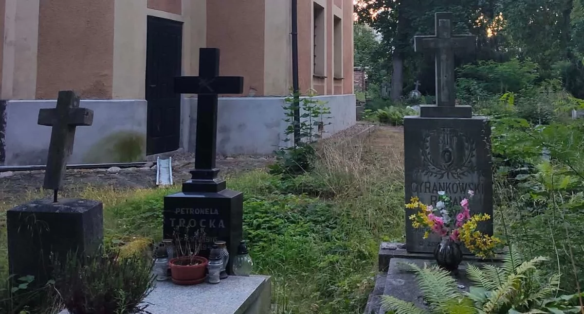 Odeszli od nas - wspomnienia , Odeszli wieczności Ostatnie pożegnania mieszkańców powiatu wołowskiego - zdjęcie, fotografia
