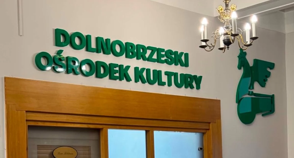 Dolnobrzeski Ośrodek Kultury.