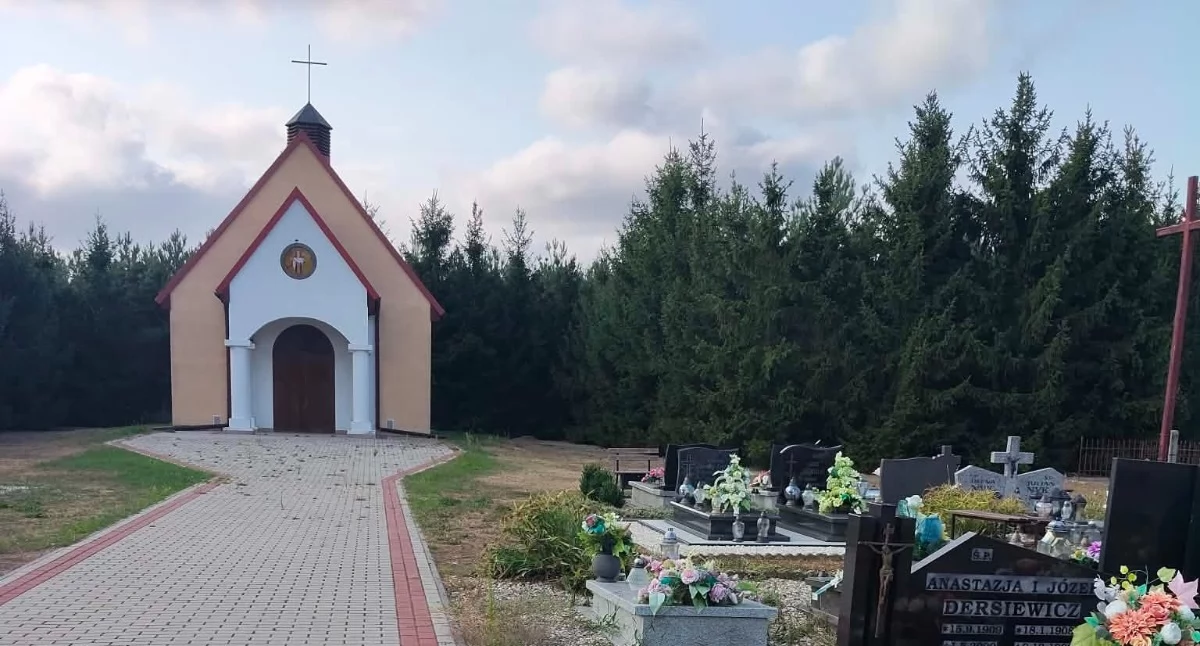 Odeszli od nas - wspomnienia , Ostatnie pożegnanie mieszkańców - zdjęcie, fotografia