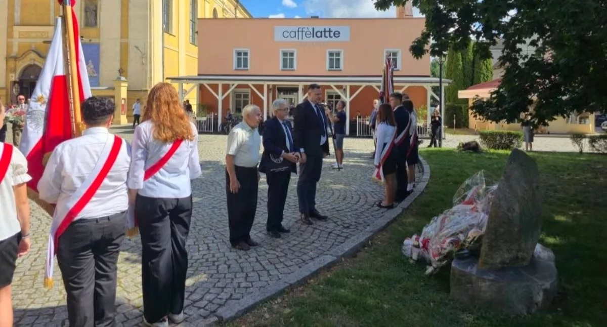 Święta i obchody, sierpnia września Wołowie Uroczystości rocznicowe - zdjęcie, fotografia