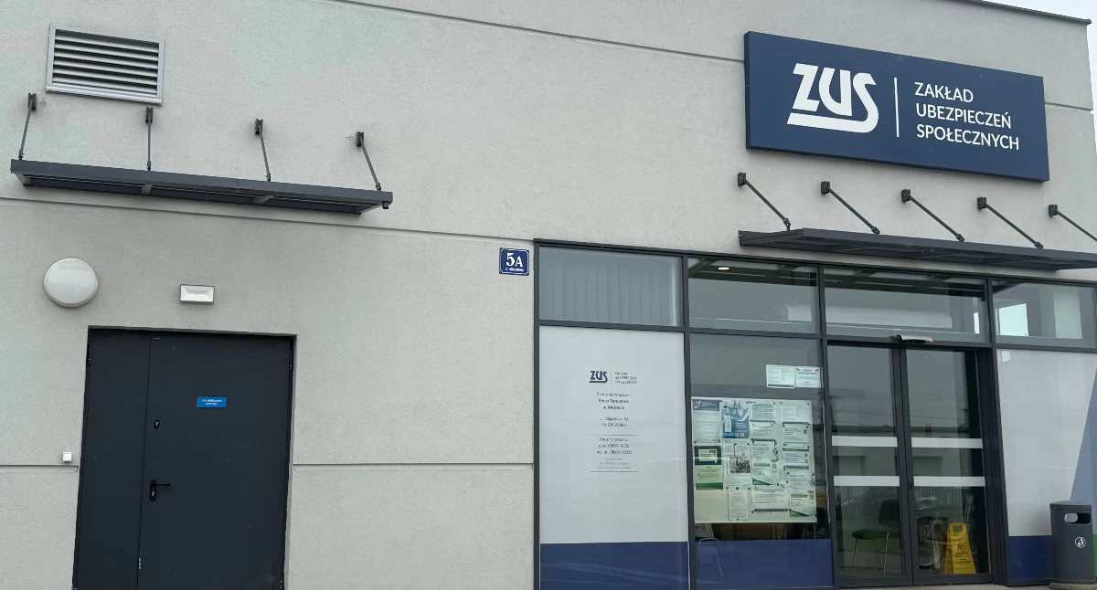 Pomoc, Dzisiaj termin Obywatele Ukrainy muszą potwierdzić tożsamość - zdjęcie, fotografia