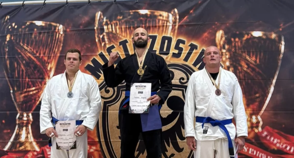 Inne sporty, Wołów ponownie szczycie dolnośląskiego - zdjęcie, fotografia