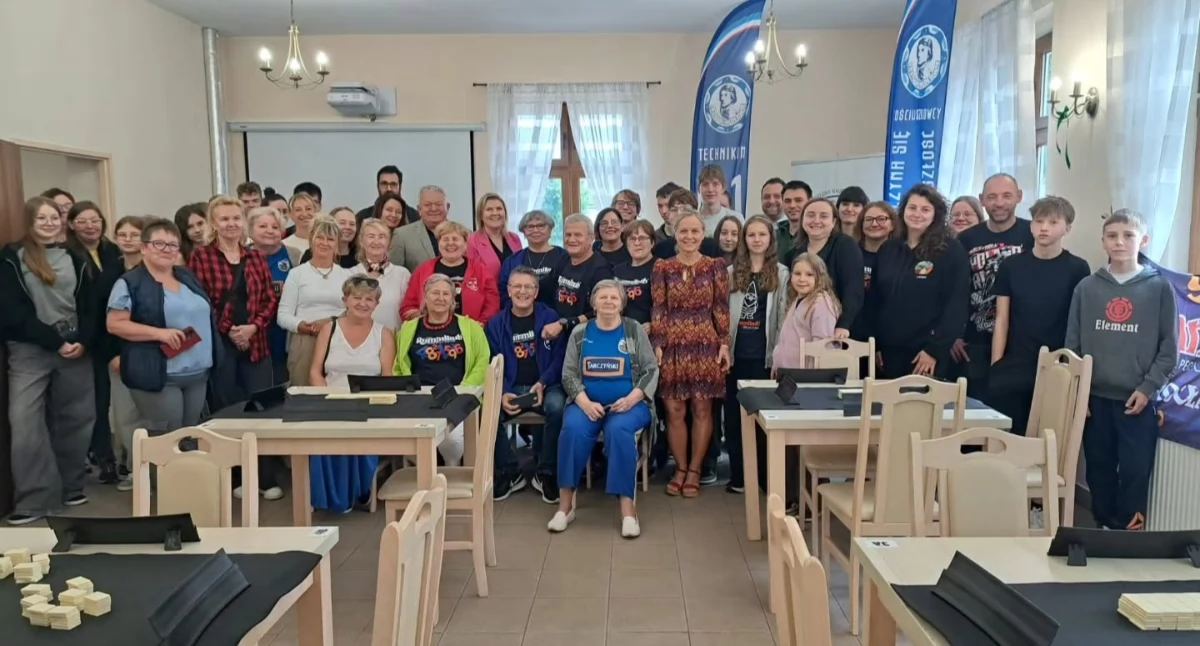 Edukacja i szkoły, Rummikub Wołowie zawodników walczyło punkty awans mistrzostw - zdjęcie, fotografia