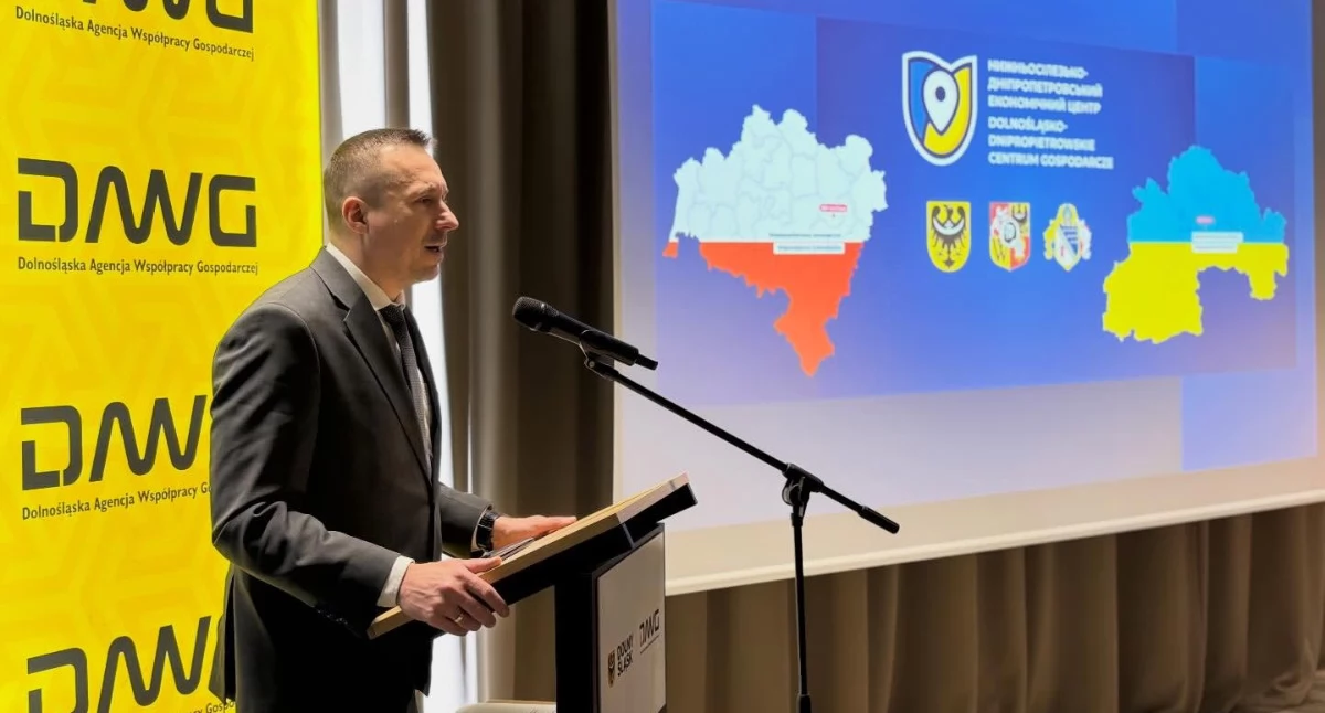 Marszałek Paweł Gancarz podczas prezentacji działalności Dolnośląsko-Dnipropietrowskiego Centrum Gospodarczego