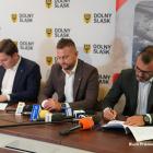 Podpisana umowa zakłada również budowę ciągów pieszo-rowerowych i dróg dojazdowych...