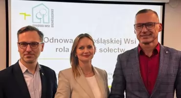 Odnowa Dolnośląskiej Wsi: więcej środków, nowe możliwości i wsparcie samorządów. W spotkaniu udział wziął burmistrz Brzegu Dolnego