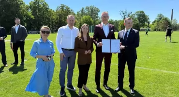 Brzeg Dolny rozbił bank! Prawie połowa ministerialnych środków na sport trafia do naszego powiatu