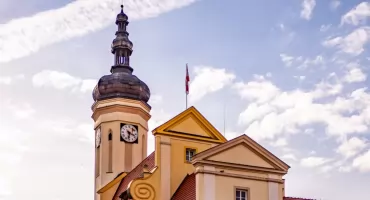 Wykaz nieruchomości. Ogłoszenie Burmistrza Gminy Wołów w sprawie lokalu przy Rynku