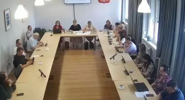 Kontrola społeczna w praktyce: Pensje, domy i auta radnych z Wińska podane do publicznej wiadomości