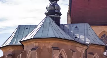 Kościół, krypty i zniszczone grobowce. Przewodnik - część 3