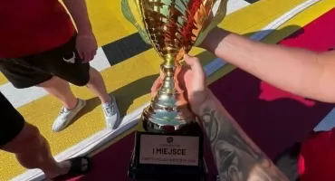 Druh Kamil Smoliński z Brzegu Dolnego zwyciężył w FireFit Polish. Jego drużyna była najlepsza w kraju