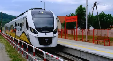 Wakacje z Kolejami Dolnośląskimi. Nie tylko komfort, ale i atrakcyjne kierunki