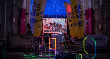 Drony, wyścigi FPV i nowoczesne technologie. SkyLeague Lubiąż 2026 już we wrześniu