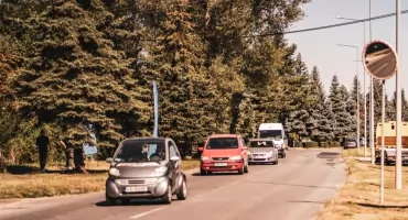 Młodzi kierowcy pod lupą. Od dziś nowe zasady dla osób z prawem jazdy