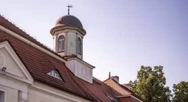 Gmina Brzeg Dolny sprzedaje działki budowlane. Przetarg na nieruchomości przy ul. Rajdowej i ks. Jana Puka