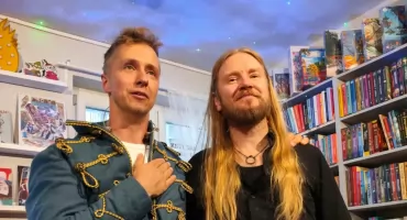 Islandzkie brzmienia w Brzegu Dolnym. Zniewalający koncert w Księgarni u Barbary Skrzyńskiej