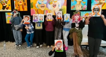 Sztuka, która inspiruje najmłodszych. Uczniowie Szkoły 4C z wizytą w Wołowskim Ośrodku Kultury