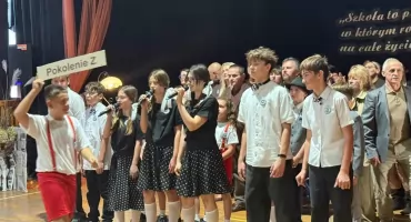 [GALERIA ZDJĘĆ] 80 lat szkoły w Starym Wołowie. „Każde pokolenie ma swój czas”